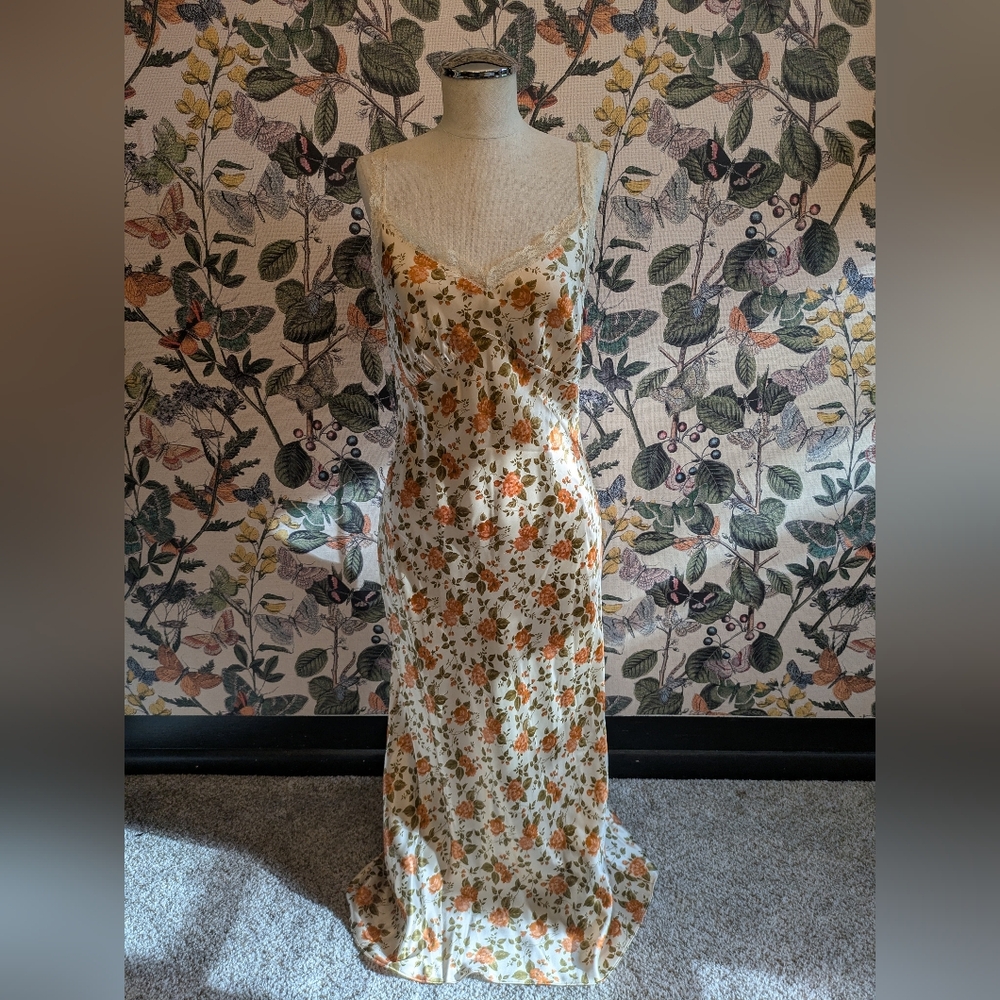 Reformation- Silk Slip Dress- Foliage Print- Size 4- NWOT
